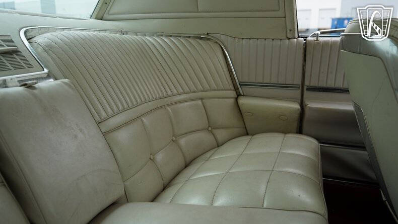 1966 Ford Thunderbird