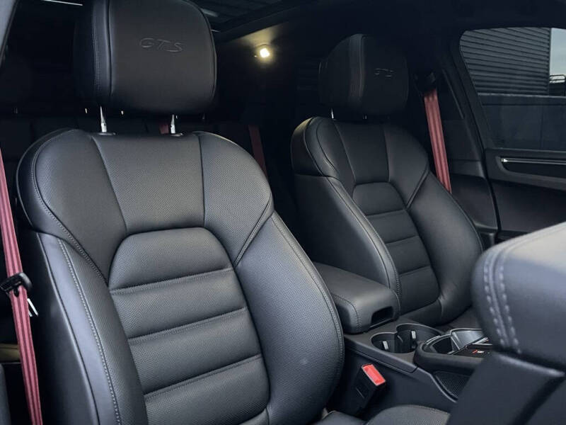 2026 Porsche Macan GTS