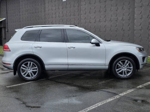 2015 Volkswagen Touareg V6 Lux