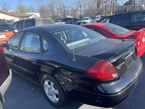 2001 Ford Taurus SE