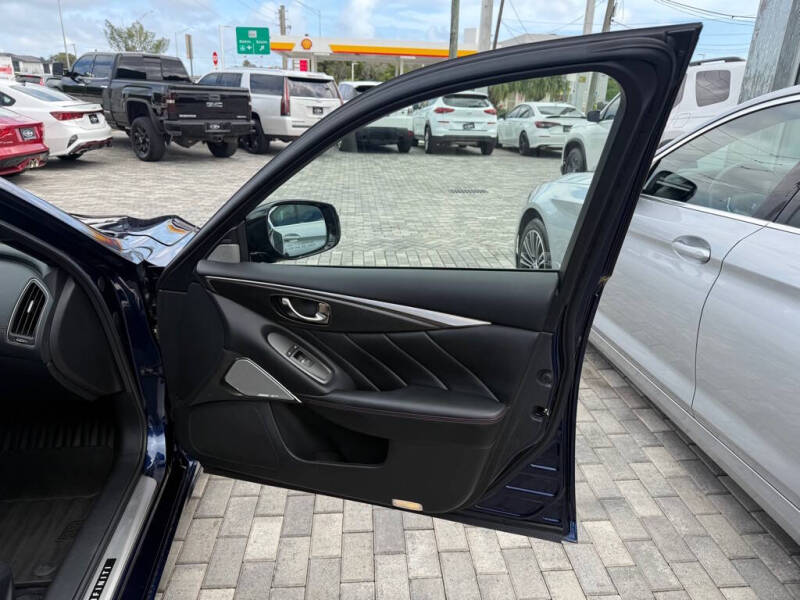 2023 Infiniti Q50 Red Sport 400