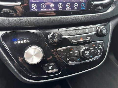 2018 Chrysler Pacifica Touring L Plus