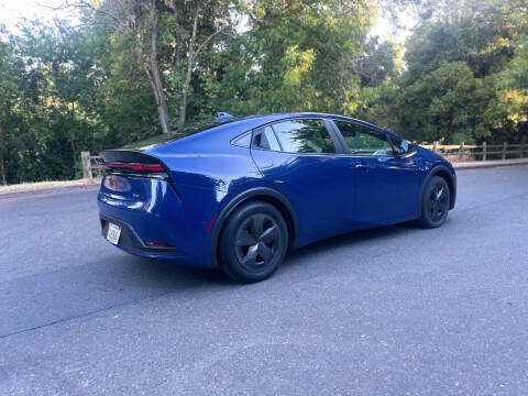 2023 Toyota Prius LE