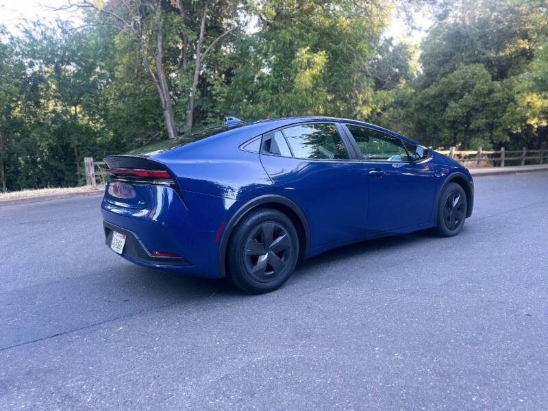 2023 Toyota Prius LE