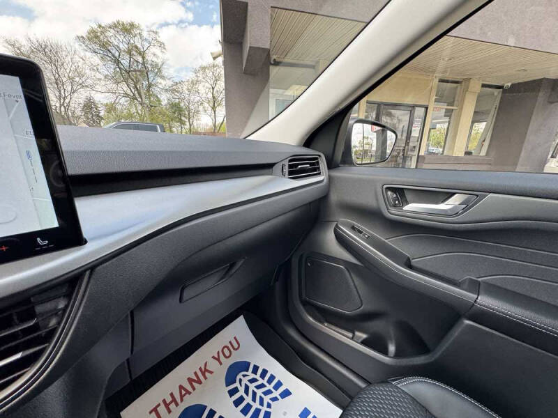 2025 Ford Escape Plug-In Hybrid PHEV