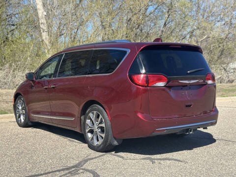 2017 Chrysler Pacifica Limited