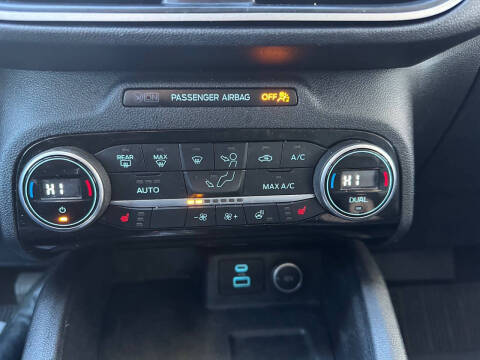 2021 Ford Escape SEL