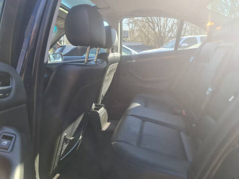 2005 BMW 3 Series 325xi