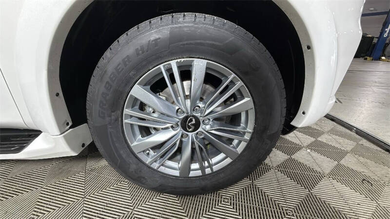 2024 Infiniti QX80 Luxe