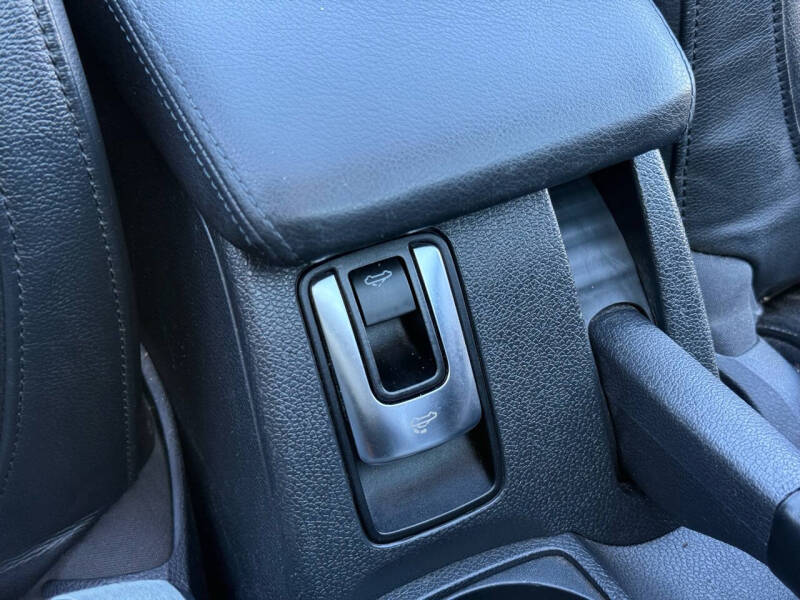 2013 Volkswagen Eos Lux SULEV