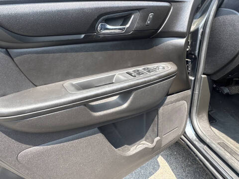 2013 GMC Acadia SLE-2