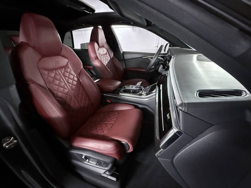 2021 Audi SQ8 4.0T quattro Premium Plus