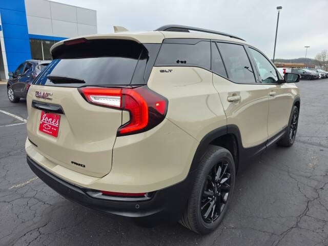 2023 GMC Terrain SLT
