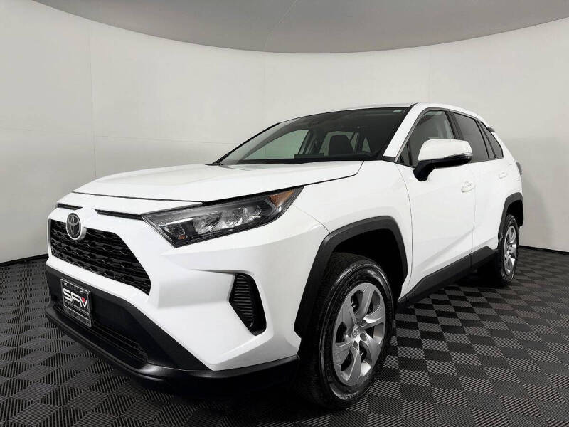 2022 Toyota RAV4 LE