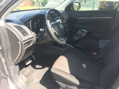 2017 Mitsubishi Outlander Sport LE