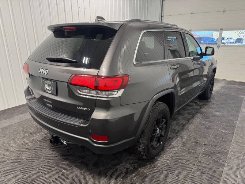 2020 Jeep Grand Cherokee Laredo E