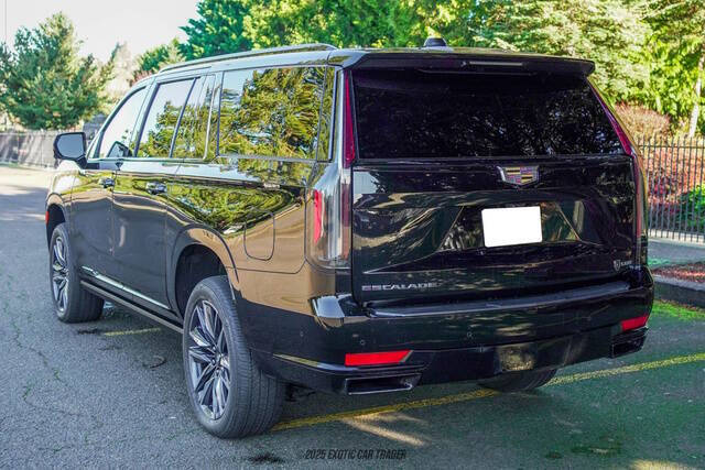 2023 Cadillac Escalade ESV Sport Platinum