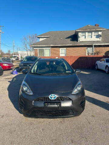 2018 Toyota Prius c Three