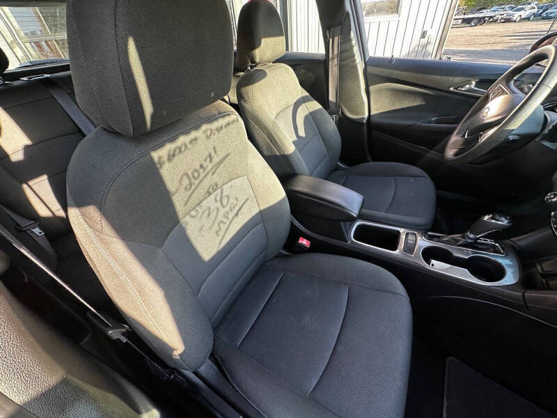 2017 Chevrolet Cruze LT Auto