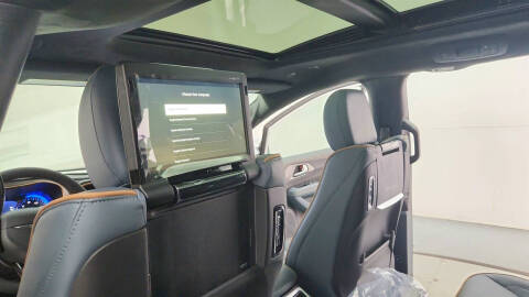 2027 Chrysler Pacifica Pinnacle