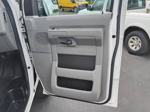 2011 Ford E-Series E-350 SD