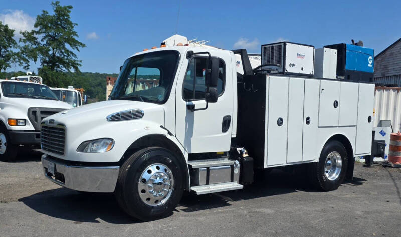 2016 Freightliner M2 106