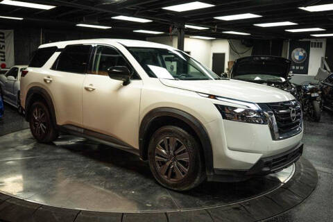 2024 Nissan Pathfinder S
