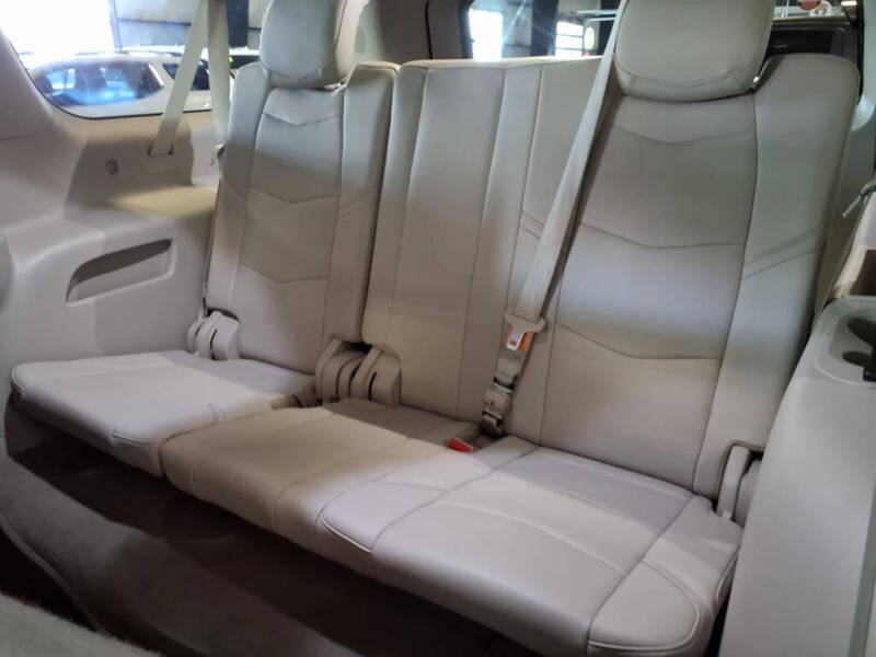 2019 Cadillac Escalade ESV Premium Luxury