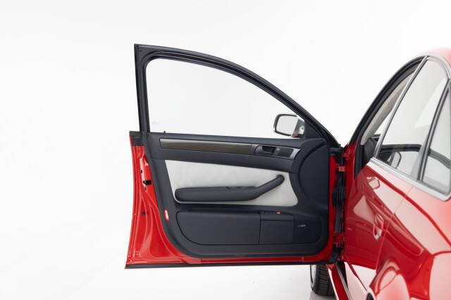 2003 Audi RS 6 quattro