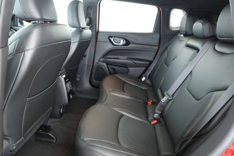 2022 Jeep Compass (Red) Edition