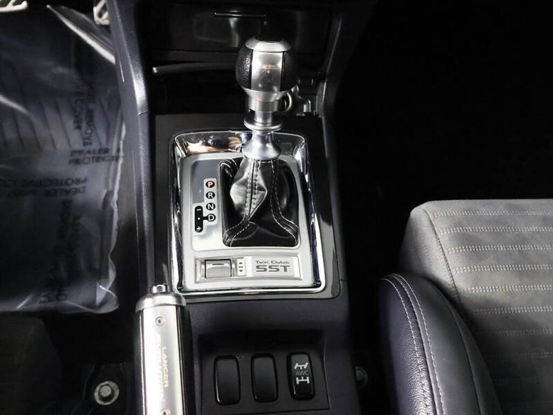 2011 Mitsubishi Lancer Evolution MR