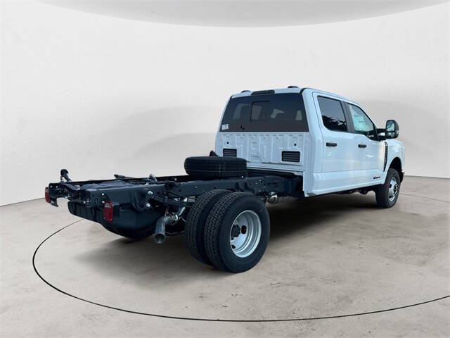 2025 Ford F-350 Super Duty XL