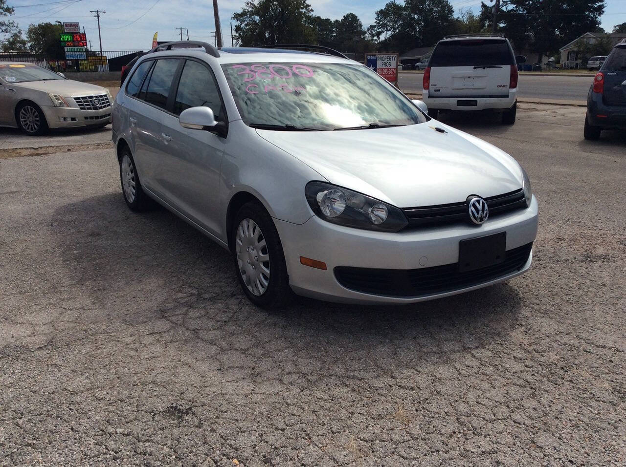 2010 Volkswagen Jetta for sale at SPRINGTIME MOTORS in Huntsville, TX