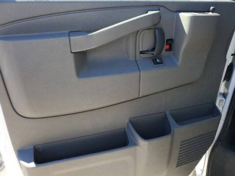 2023 Chevrolet Express 2500