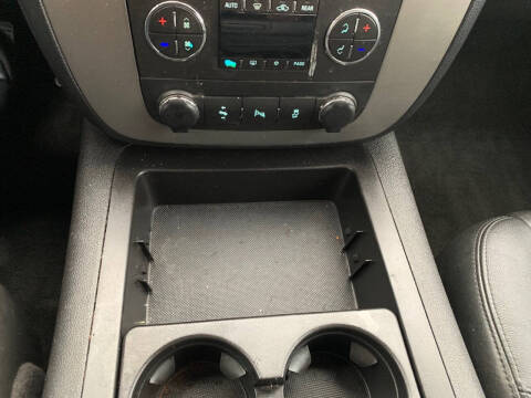 2013 Chevrolet Suburban LT