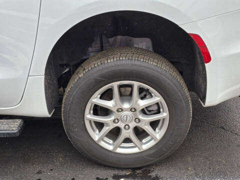 2025 Chrysler Voyager LX