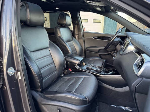 2016 Kia Sorento SX Limited V6