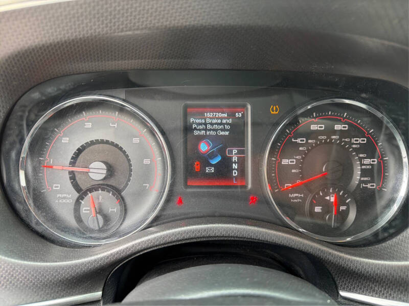 2012 Dodge Charger SE