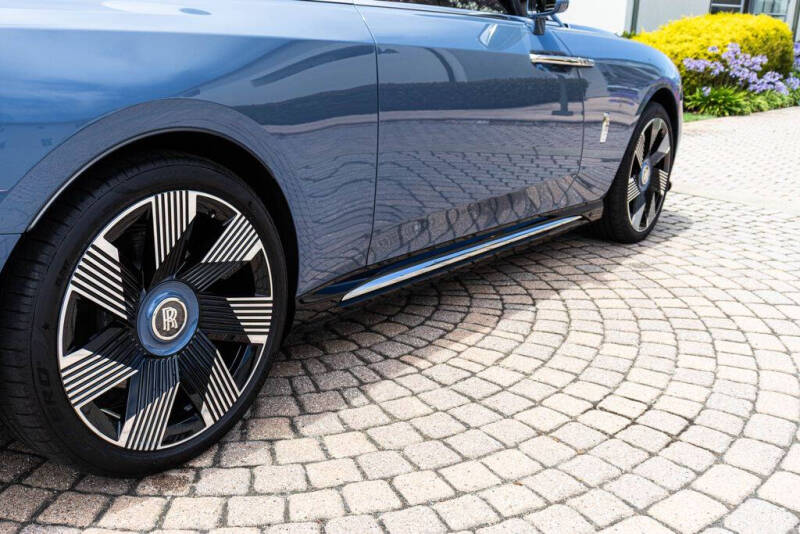 2025 Rolls-Royce Spectre