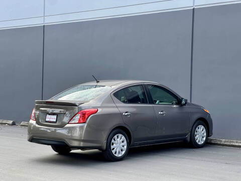 2017 Nissan Versa 1.6 SV