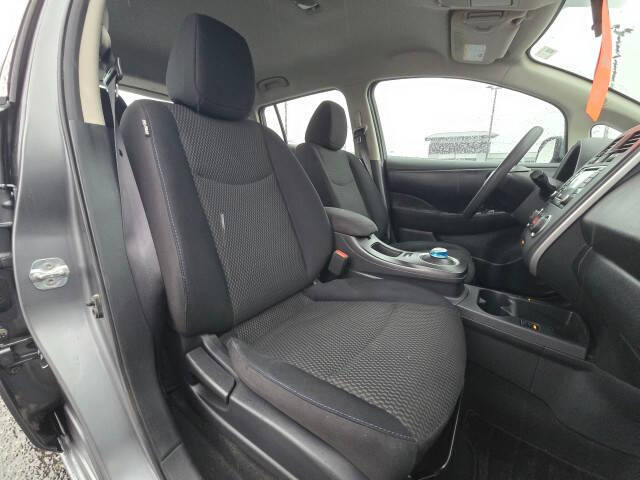 2016 Nissan LEAF S-24