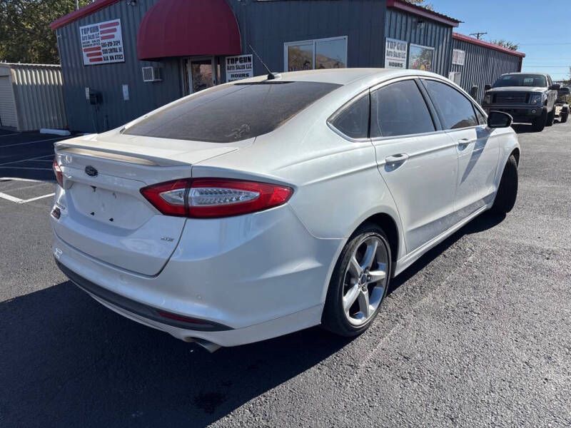 2015 Ford Fusion SE