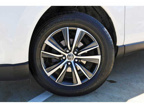 2021 Toyota Venza LE