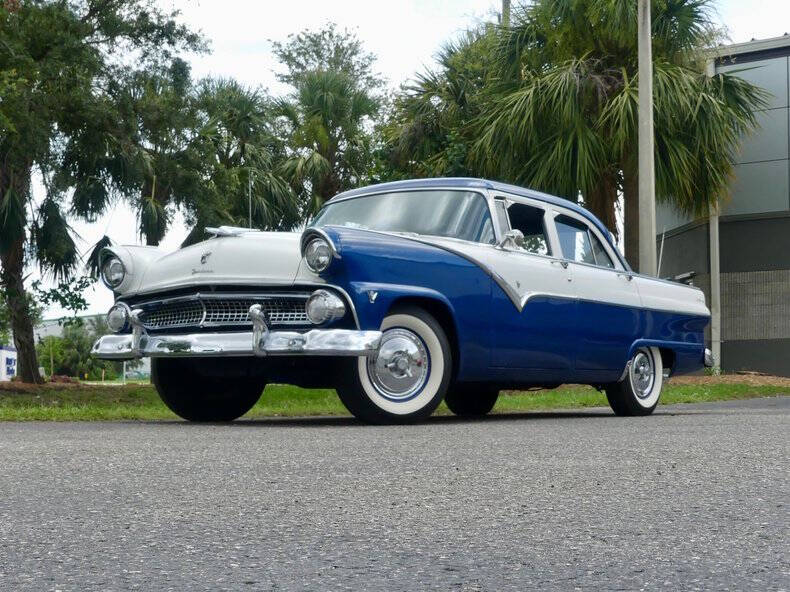 1955 Ford Fairlane