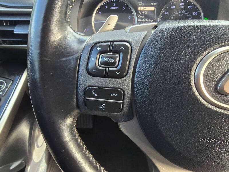 2018 Lexus IS 300