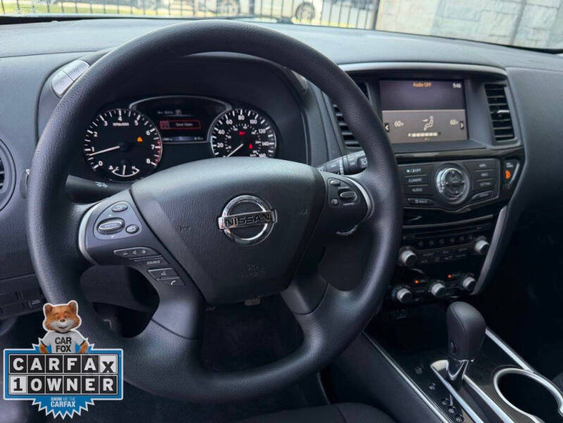 2020 Nissan Pathfinder S