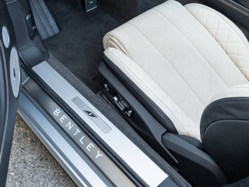 2023 Bentley Continental