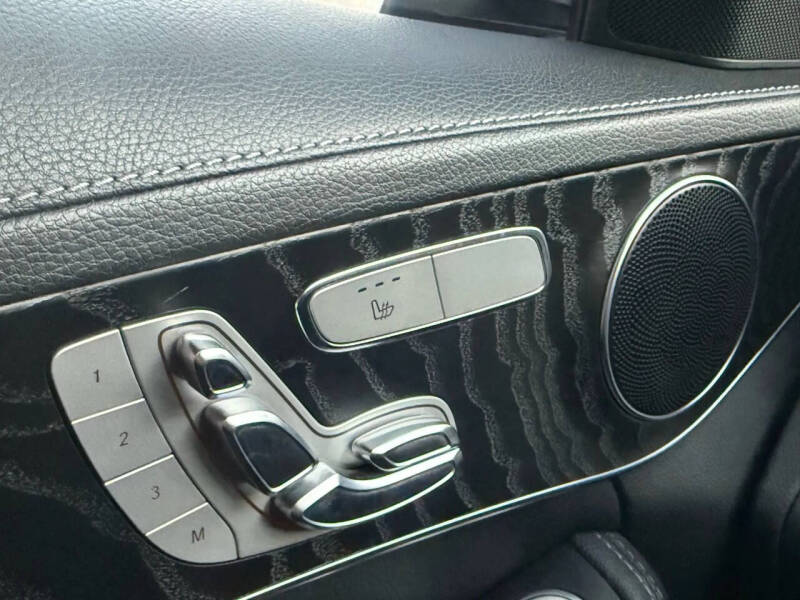 2016 Mercedes-Benz C-Class