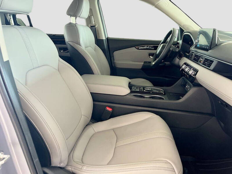 2025 Honda Pilot Touring