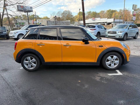 2016 MINI Hardtop 4 Door Cooper